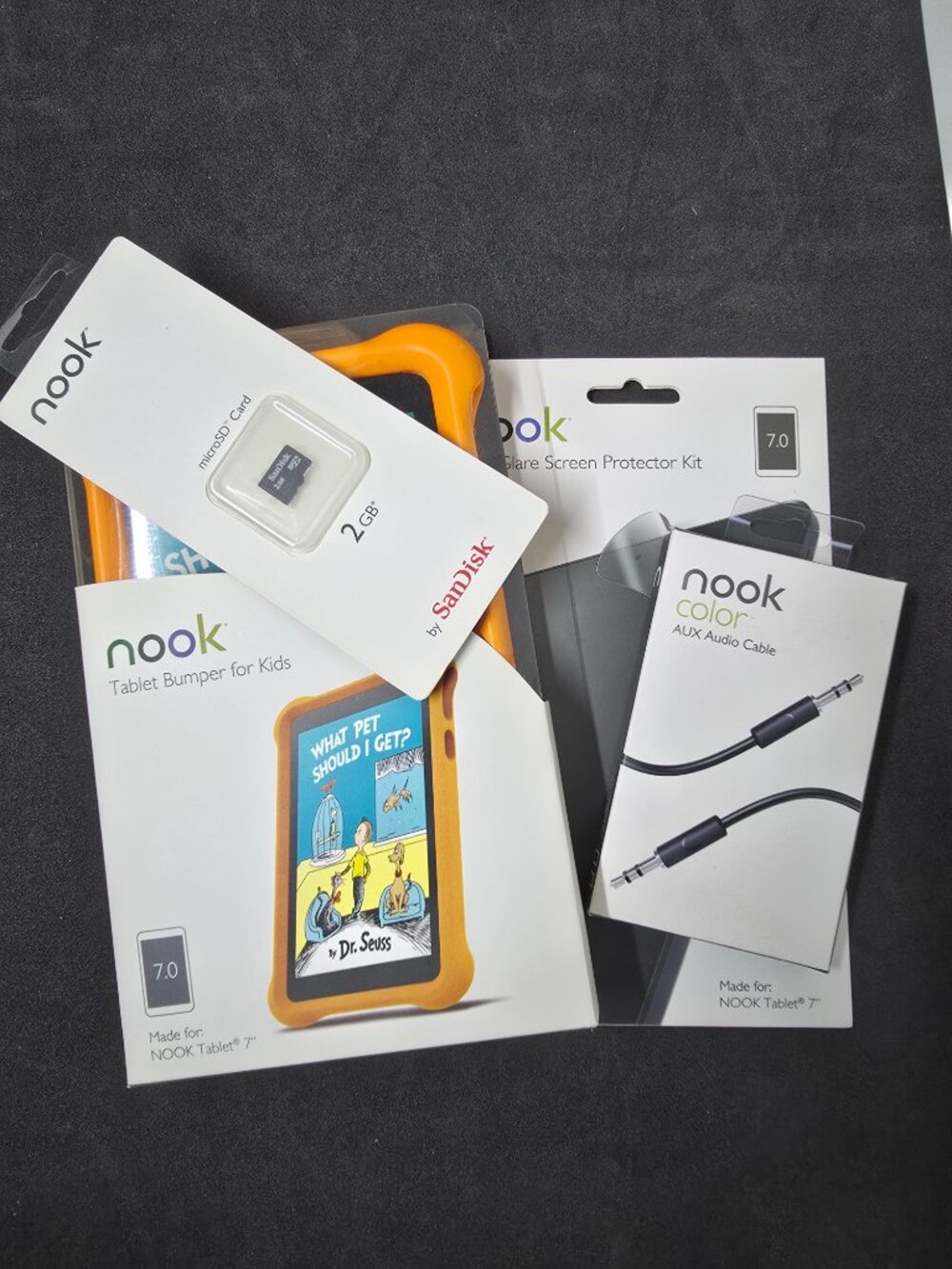 Nook 7" Tablet 4pc Lot Bumper Case, Protect Film, Aux & SD Card Bundle NEW